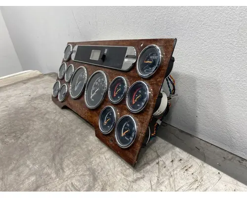 FREIGHTLINER Cascadia 125 Instrument Cluster