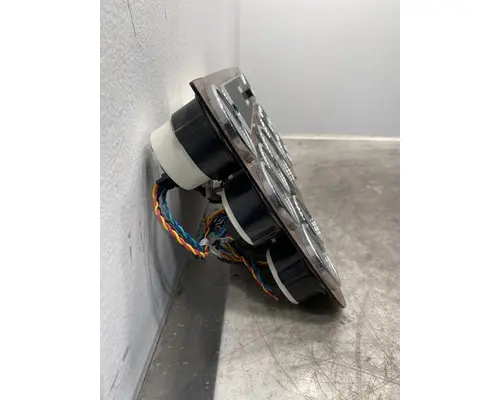 FREIGHTLINER Cascadia 125 Instrument Cluster