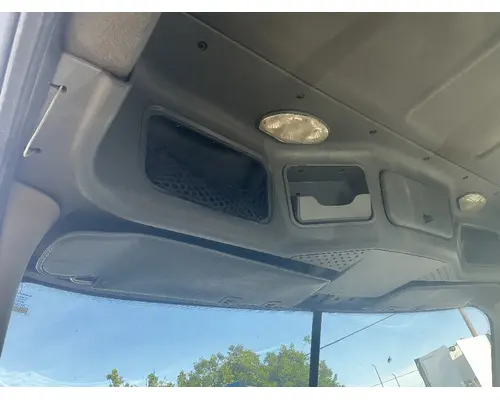 FREIGHTLINER Cascadia 125 Interior Sun Visor