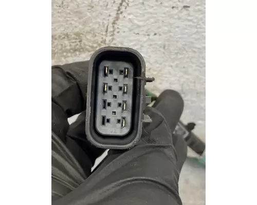 FREIGHTLINER Cascadia 125 Mirror (Side View)