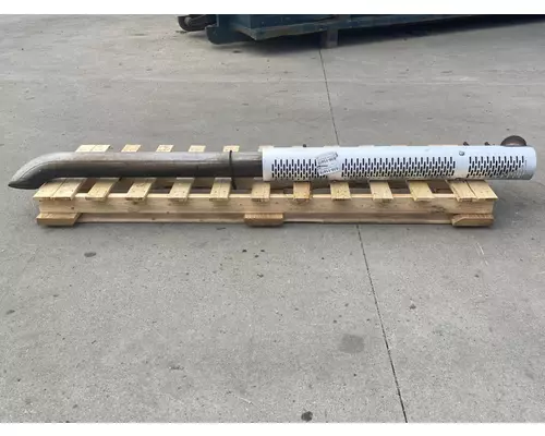 FREIGHTLINER Cascadia 125 Muffler