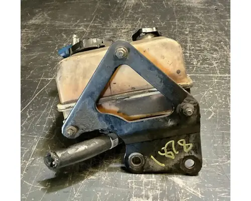 FREIGHTLINER Cascadia 125 Power Steering Fluid Reservoir