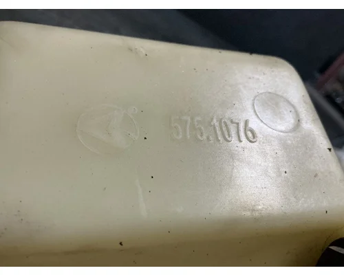 FREIGHTLINER Cascadia 125 Power Steering Fluid Reservoir