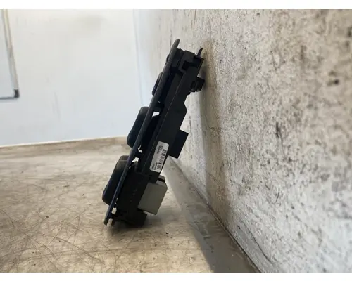 FREIGHTLINER Cascadia 125 Power Window Motor