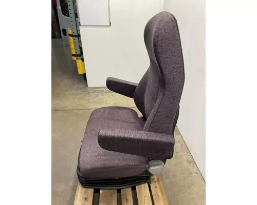 FREIGHTLINER Cascadia 125 Seat, Front
