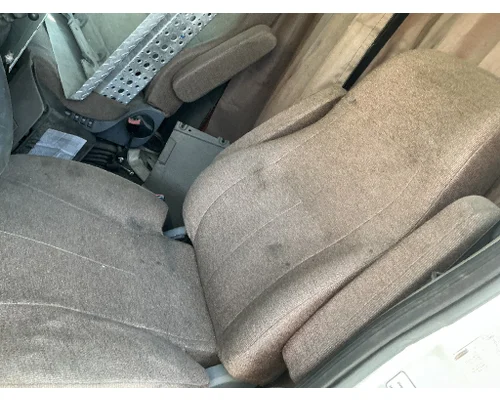 FREIGHTLINER Cascadia 125 Seat, Front