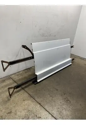 FREIGHTLINER Cascadia 125 Side Fairing