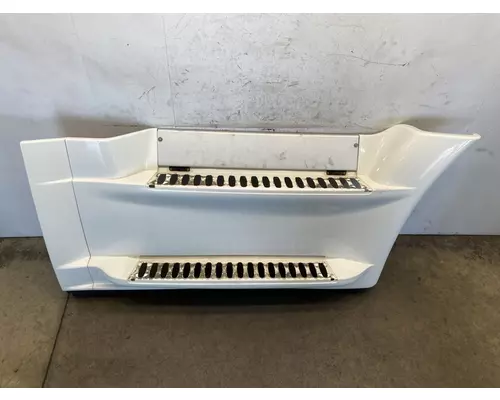 FREIGHTLINER Cascadia 125 Side Fairing