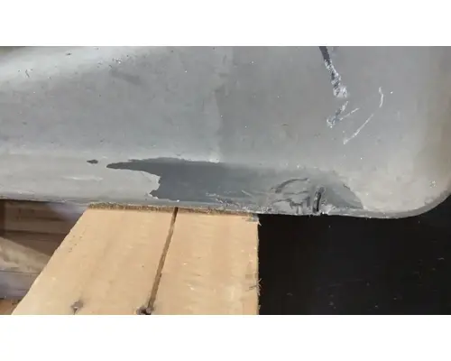 FREIGHTLINER Cascadia 125 Side Fairing