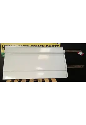 FREIGHTLINER Cascadia 125 Side Fairing