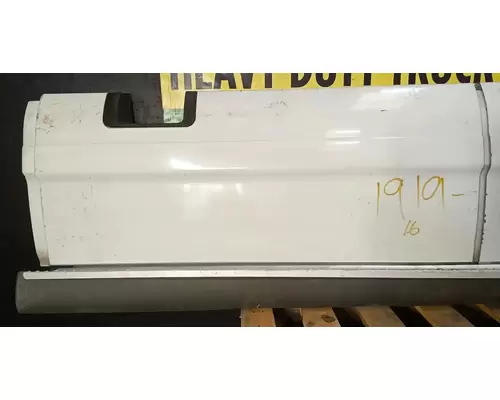 FREIGHTLINER Cascadia 125 Side Fairing