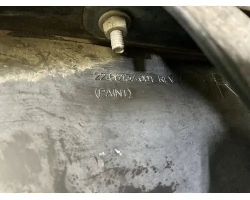 FREIGHTLINER Cascadia 125 Side Fairing