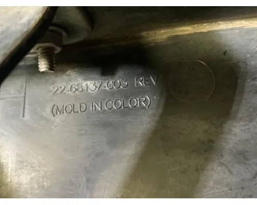 FREIGHTLINER Cascadia 125 Side Fairing