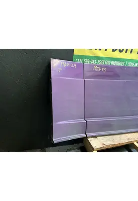 FREIGHTLINER Cascadia 125 Side Fairing