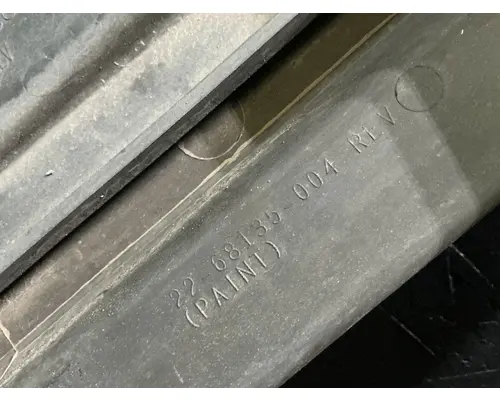 FREIGHTLINER Cascadia 125 Side Fairing