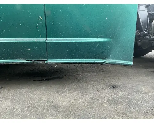 FREIGHTLINER Cascadia 125 Side Fairing