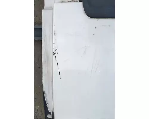 FREIGHTLINER Cascadia 125 Side Fairing