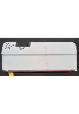 FREIGHTLINER Cascadia 125 Side Fairing