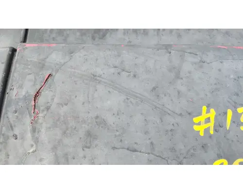 FREIGHTLINER Cascadia 125 Side Fairing