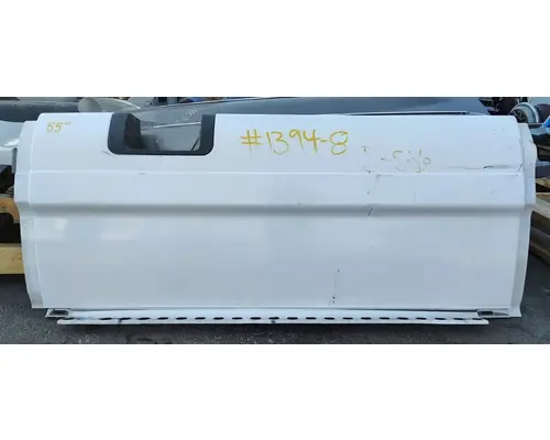 FREIGHTLINER Cascadia 125 Side Fairing