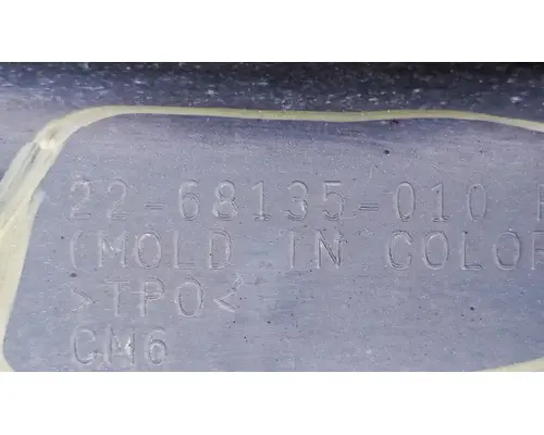 FREIGHTLINER Cascadia 125 Side Fairing