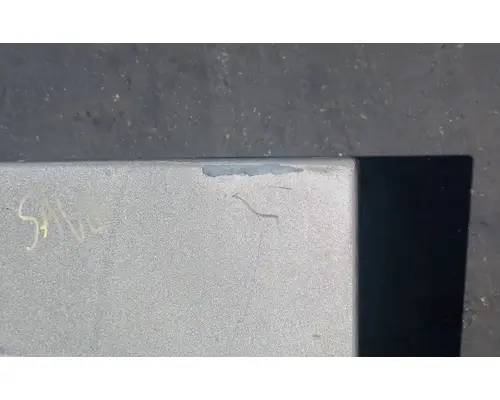 FREIGHTLINER Cascadia 125 Side Fairing