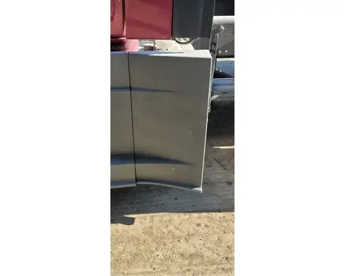 FREIGHTLINER Cascadia 125 Side Fairing