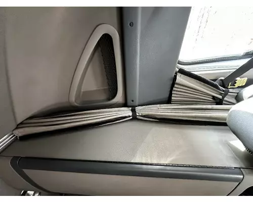 FREIGHTLINER Cascadia 125 Sleeper Interior Curtain