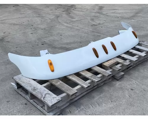 FREIGHTLINER Cascadia 125 Sun Visor (External)
