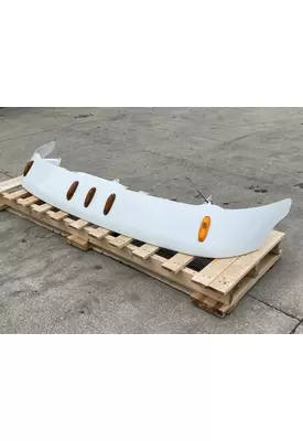 FREIGHTLINER Cascadia 125 Sun Visor (External)