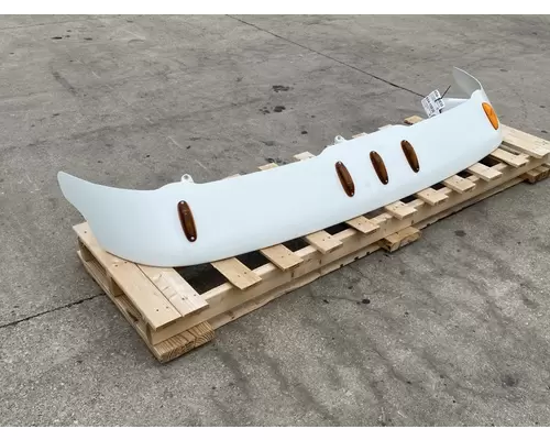 FREIGHTLINER Cascadia 125 Sun Visor (External)