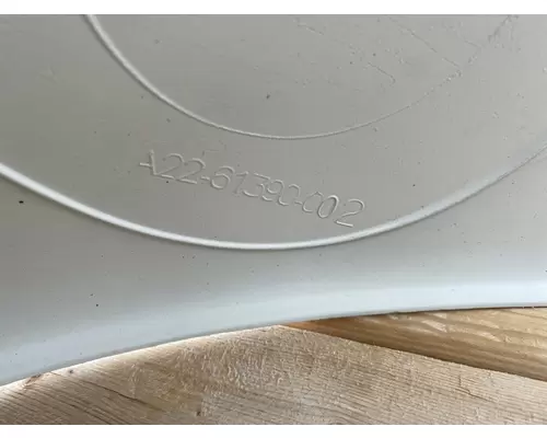 FREIGHTLINER Cascadia 125 Sun Visor (External)
