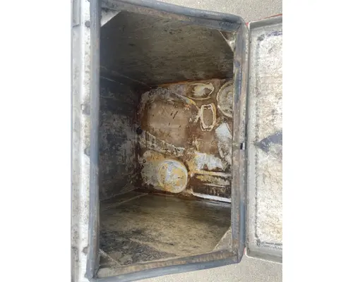 FREIGHTLINER Cascadia 125 Tool Box