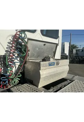 FREIGHTLINER Cascadia 125 Tool Box