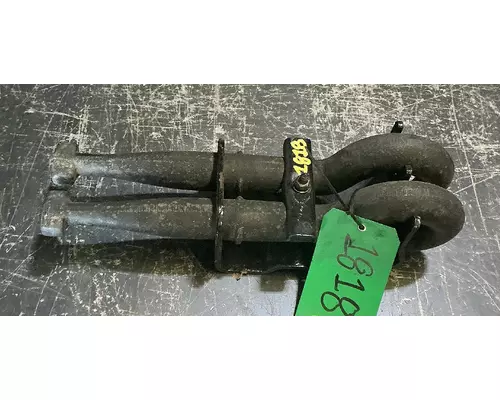 FREIGHTLINER Cascadia 125 Tow Hooks