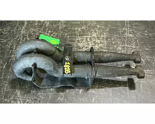 FREIGHTLINER Cascadia 125 Tow Hooks