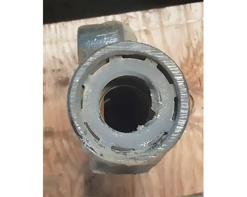 FREIGHTLINER Cascadia 125 Tow Hooks