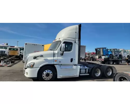 FREIGHTLINER Cascadia 125 Vehicle For Sale