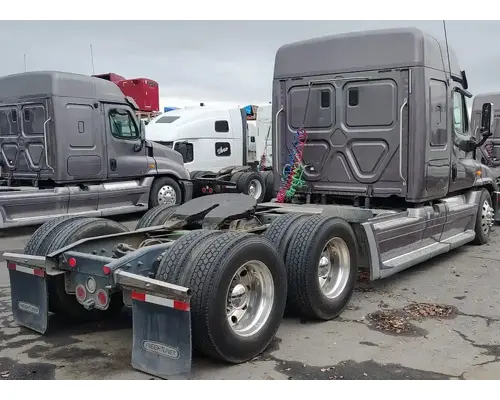 FREIGHTLINER Cascadia 125 Vehicle For Sale