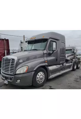 FREIGHTLINER Cascadia 125 Vehicle For Sale