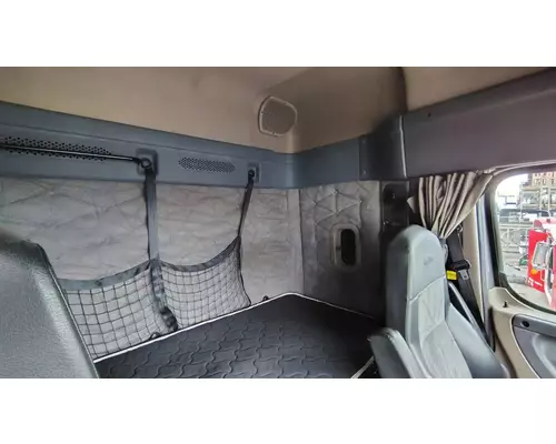 FREIGHTLINER Cascadia 125 Vehicle For Sale