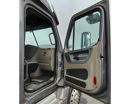FREIGHTLINER Cascadia 125 Vehicle For Sale