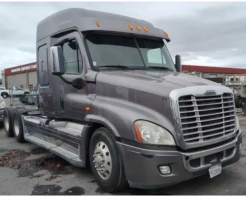 FREIGHTLINER Cascadia 125 Vehicle For Sale