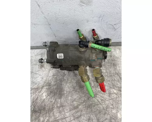 FREIGHTLINER Cascadia 126 ABS Valve