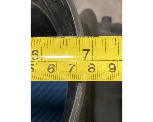 FREIGHTLINER Cascadia 126 Air Cleaner