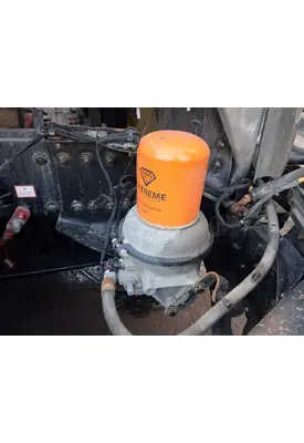 FREIGHTLINER Cascadia 126 Air Dryer