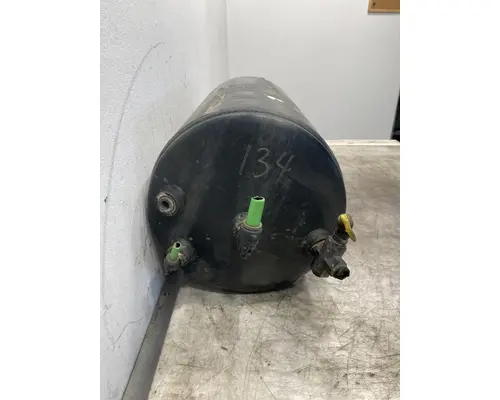 FREIGHTLINER Cascadia 126 Air Tank