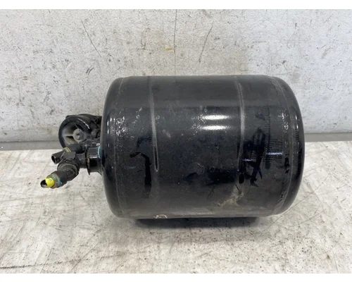 FREIGHTLINER Cascadia 126 Air Tank