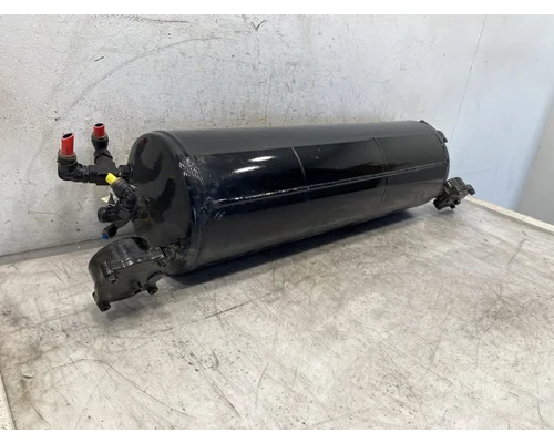 FREIGHTLINER Cascadia 126 Air Tank