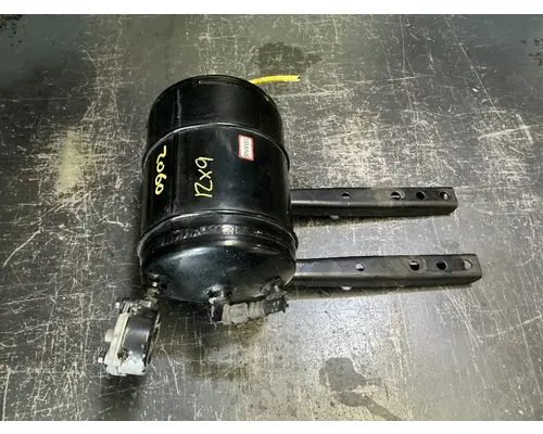 FREIGHTLINER Cascadia 126 Air Tank